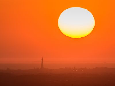 distant-shot-of Blackpool-with-sunset